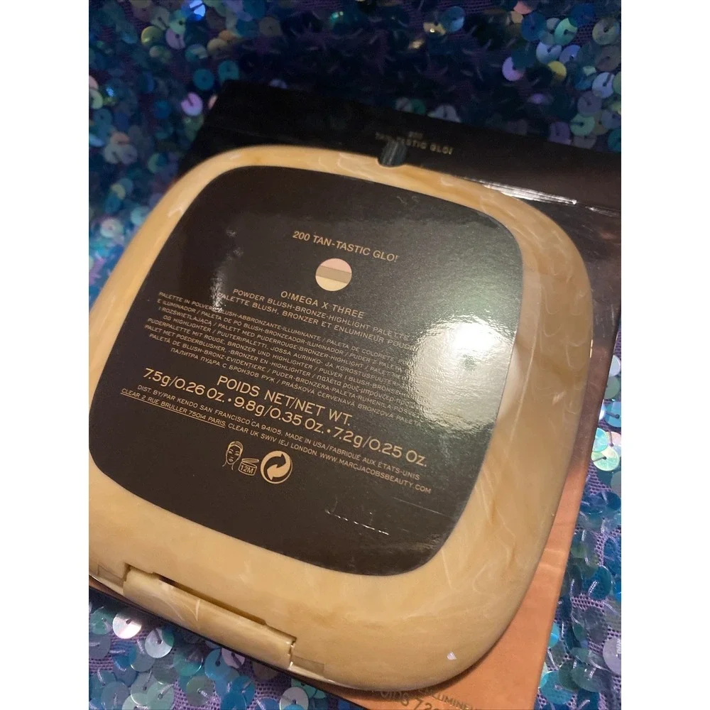 Marc Jacobs O!Mega‎ X Three Powder Blush Bronze Highlight in TAN-TASTIC GLO!200